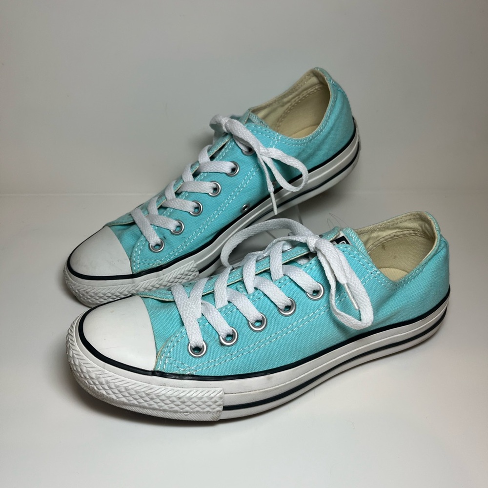 Converse Chuck Taylor Ox Poolside - Pre-Owned, Women's Size 7 147142F